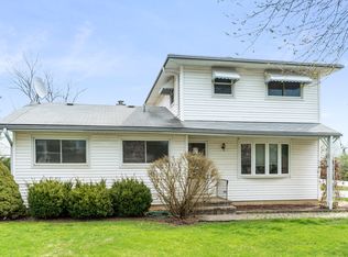 16W484 Central Ave, Willowbrook, IL 60527