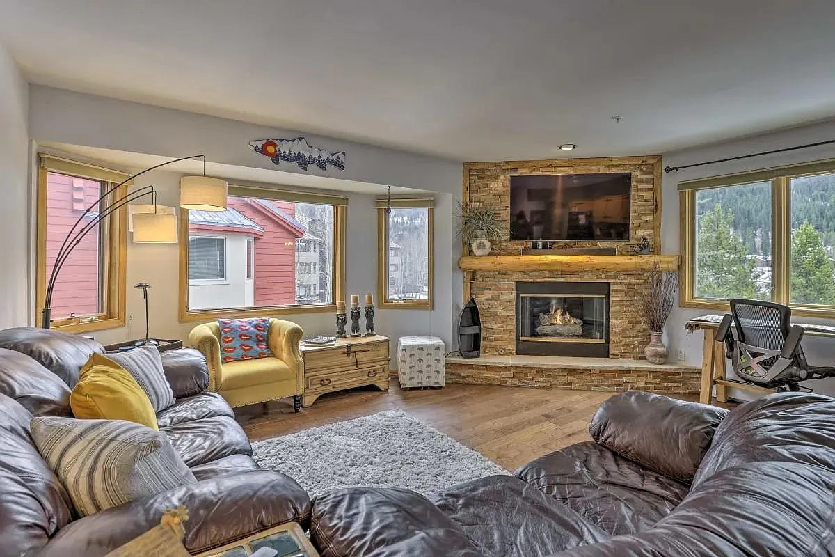 2 bed, 897 sqft, $2,950 — Photo 3