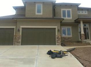 3825 SW Granite Ln, Lees Summit, MO 64082