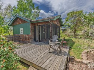 18 Hopedale Cir, Asheville, NC 28806