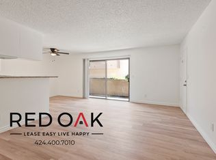 11134 Arminta St #104, Sun Valley, CA 91352