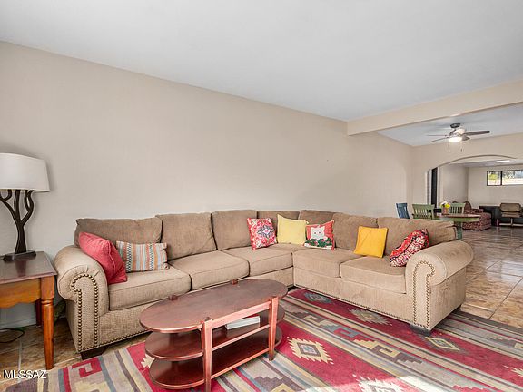 5th image of 392 W Rio Altar