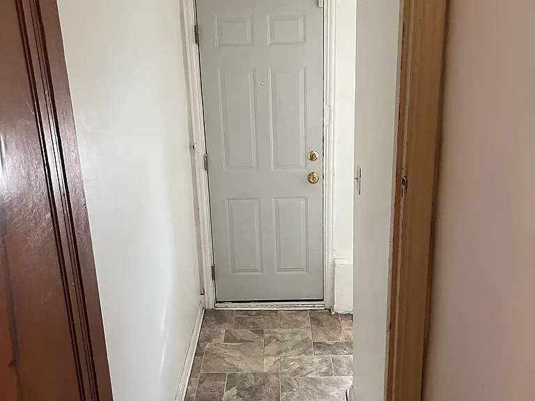 18813 Shields St — Photo 28