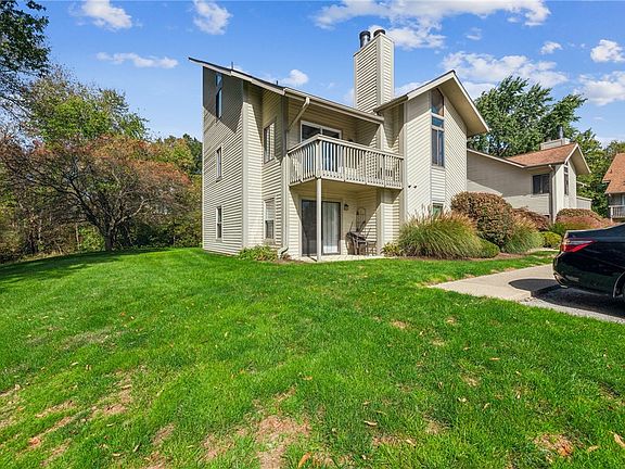 2nd image of 1267 Norberry Ct APT 33