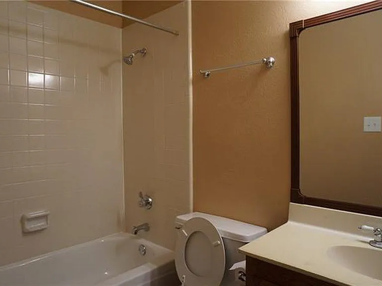 4108 Driscoll Dr — Photo 14