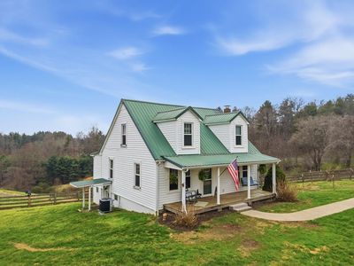 2296 Little Vine Rd, Hillsville, VA, 24343