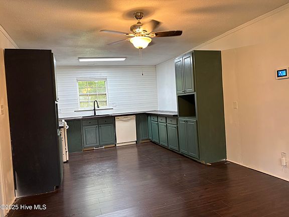 2nd image of 303 Ansley Street