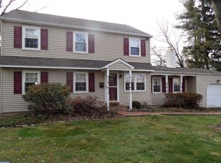 495 Lowell Rd, Warminster, PA 18974