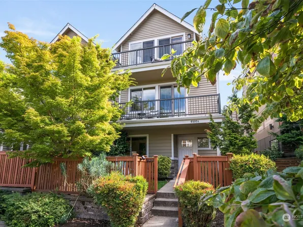 6532 42nd Avenue SW #B, Seattle, WA 98136