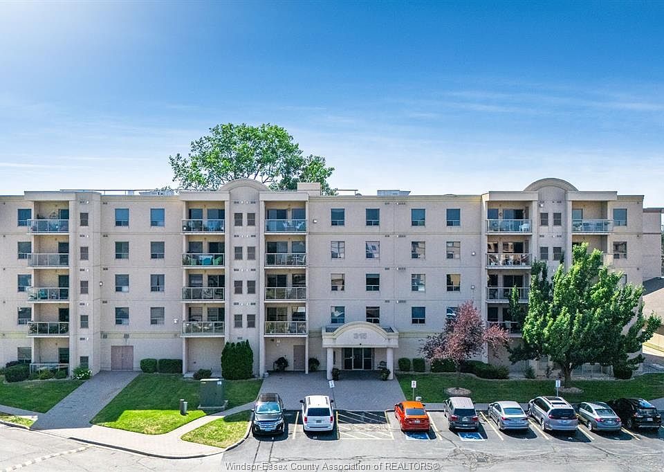1st image of 315 Village Grove Dr #305