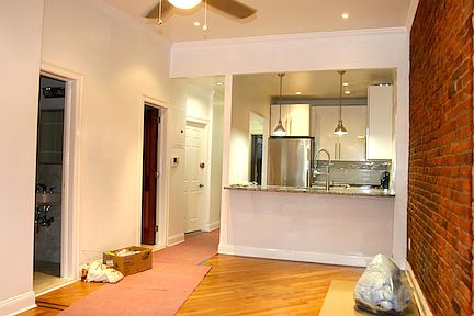 4th image of 590 Vanderbilt Ave APT 1