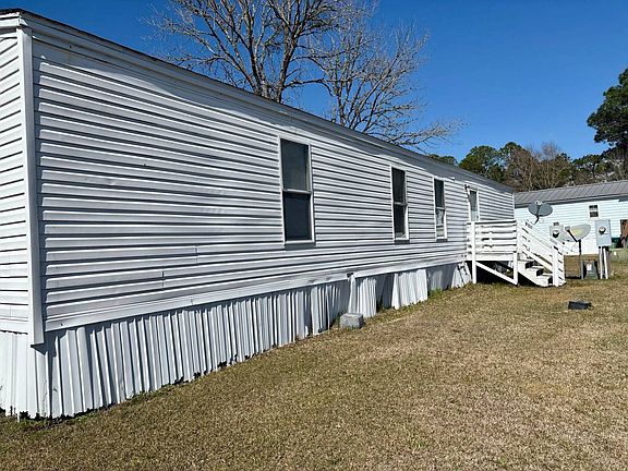 3rd image of 2101 Ladnier Rd #164