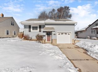 1622 Jackson STREET, Manitowoc, WI 54220