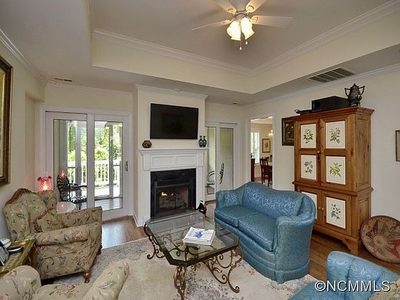 3rd image of 21 Creekside Way