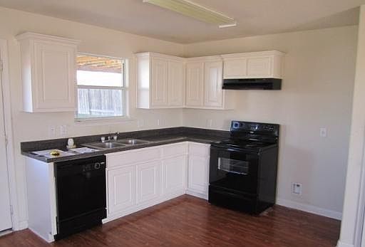 2nd image of 5726 Hickory Cyn