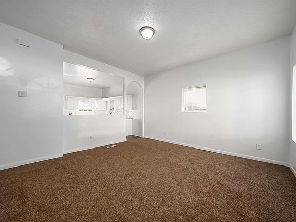 4th image of 5722 Terrace Ave