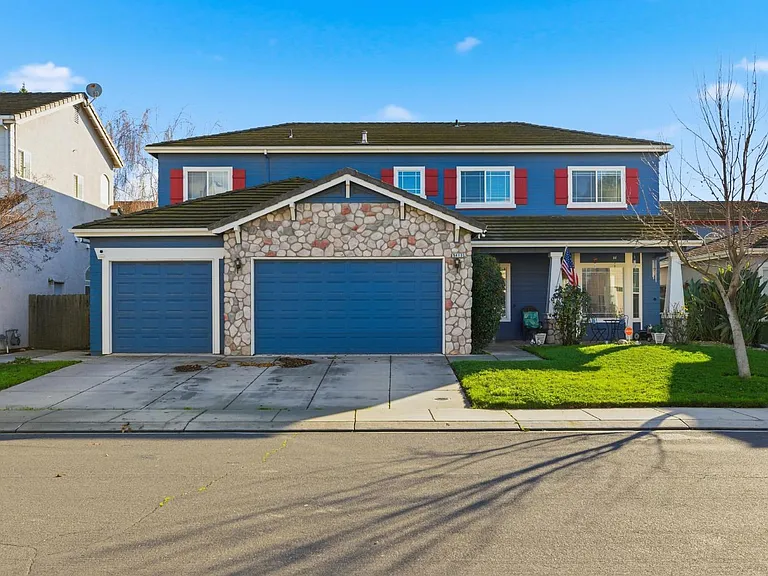 5412 Port Alice Way — Photo 1