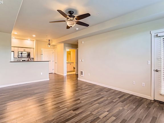 4th image of 16401 NW Chadwick Way Unit 106