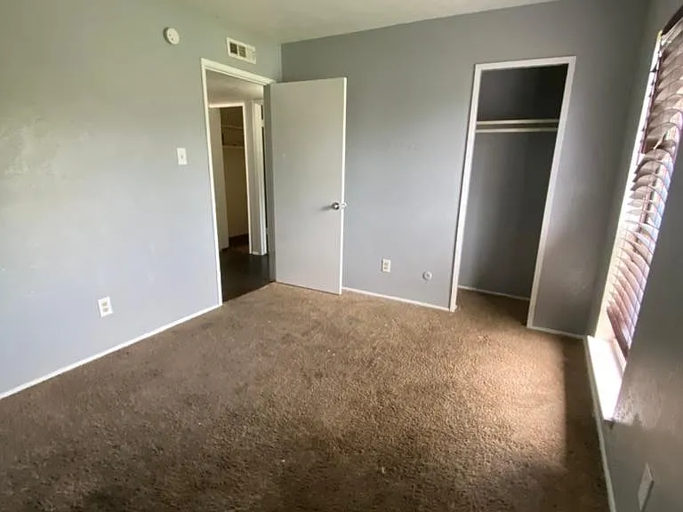 7309 Ashcrest Ln — Photo 25
