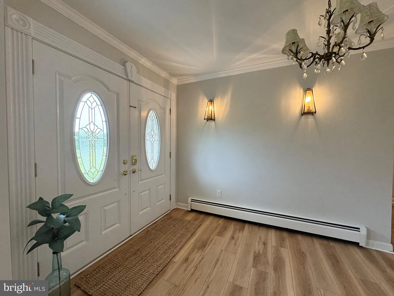 3 bed, 2.5 bath, 2571 sqft, $3,300 — Photo 3