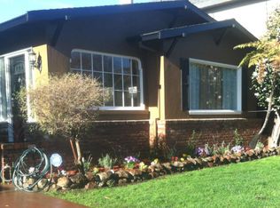 17 Arundel Rd, Burlingame, CA 94010