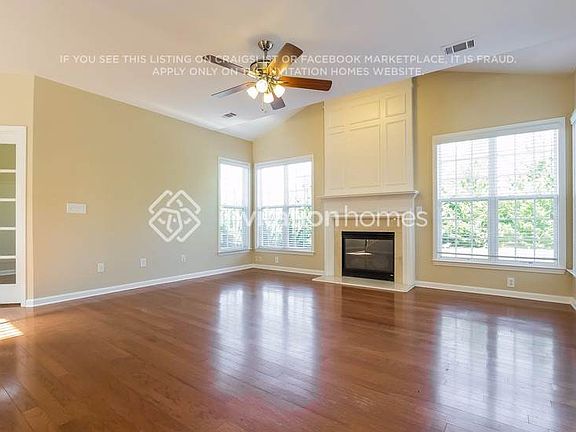 4th image of 2212 Young America Dr
