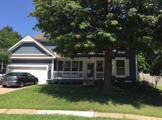 8216 W 150th St, Overland Park, KS 66223