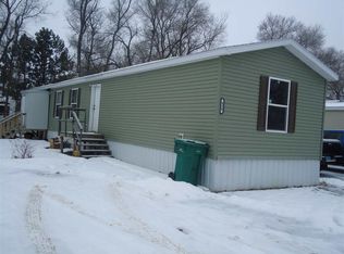 1325 27th St SE #520, Minot, ND 58701
