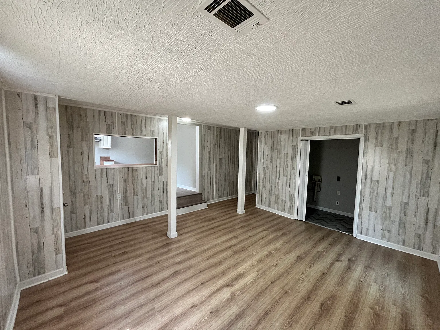 5 bed, 1556 sqft, $1,650 — Photo 4