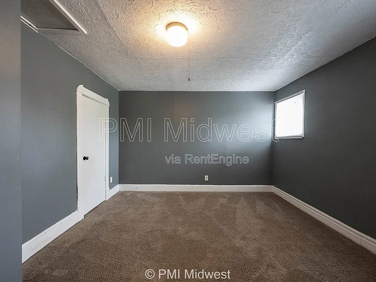 1604 E Kelly St — Photo 19