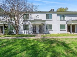 585 E Parkway S APT 10, Memphis, TN 38104