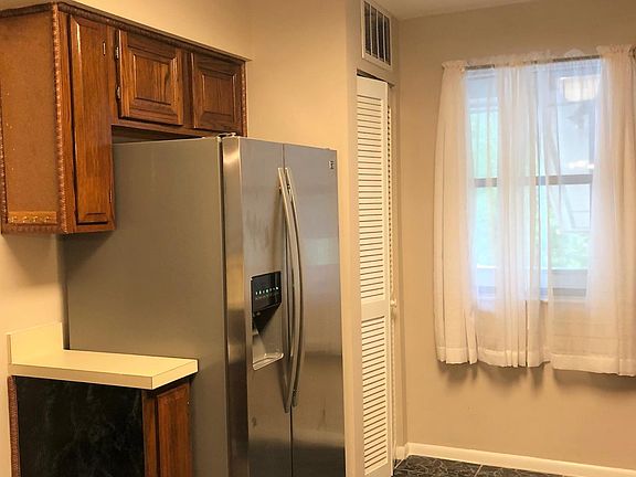 2nd image of 1604 Arcadia Dr Unit 315