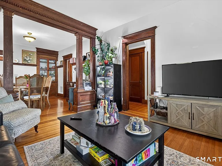 106 Lawrence St #1 — Photo 3