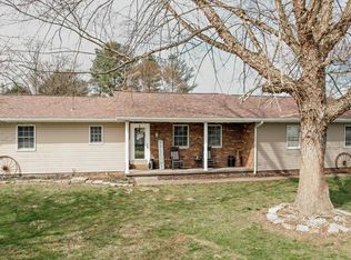 71 Sunset Rd, Londonderry, OH 45647