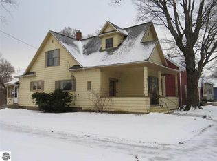 836 1st Ave, Cadillac, MI 49601