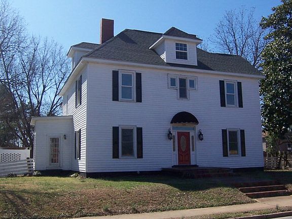 2nd image of 509 W Mountain St
