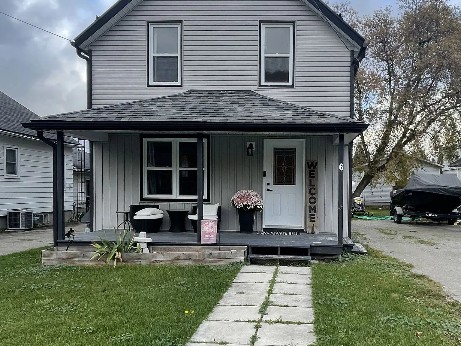 3 bed, $2,900 — Photo 2