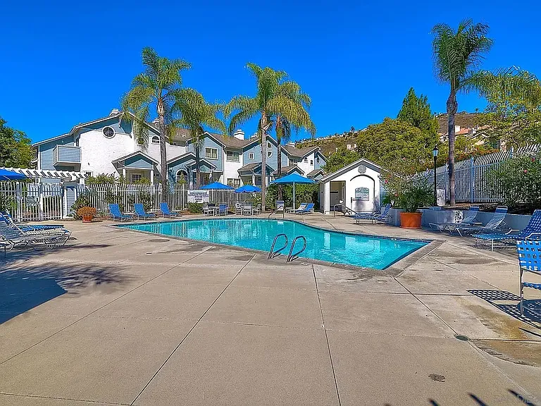 10050 Scripps Vista Way #29 — Photo 23