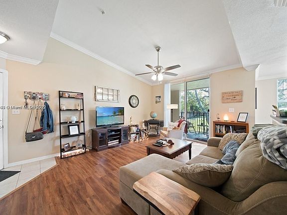 3rd image of 15035 Michelangelo Blvd APT 208
