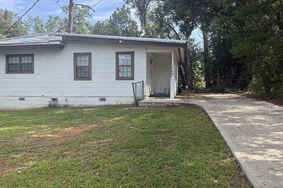 1st image of 1724 Pepper Dr