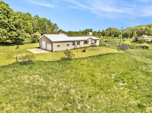 7903 Guy Rd, Nashville, MI 49073