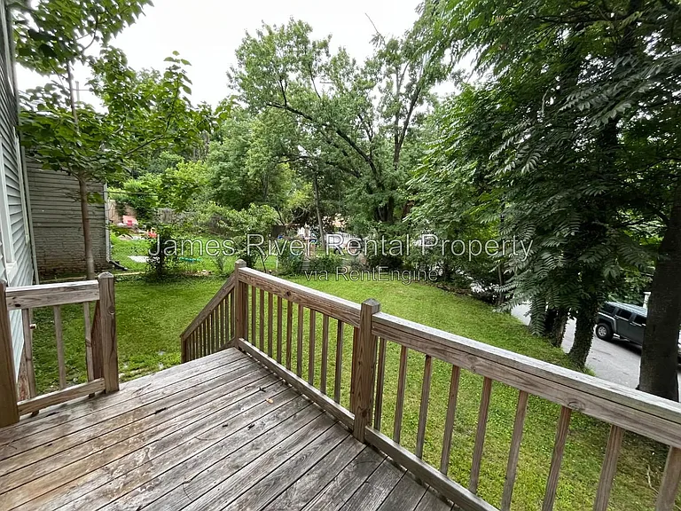 1601 Union St — Photo 17