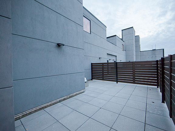 4th image of 867 De Kalb Ave #6D