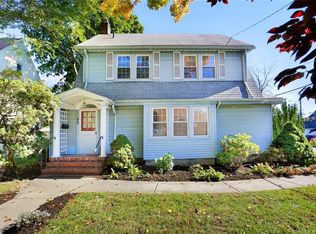 197 Strawberry Hill Ave, Stamford, CT 06902