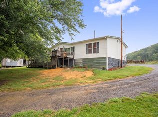 36386 Plum Creek Rd, Glade Spring, VA 24340