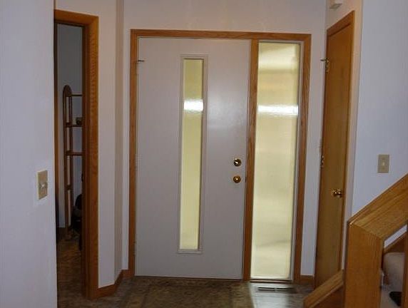 3rd image of 401 Bounty Way