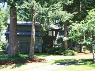 621 Canyon View Dr, Bellingham, WA 98225