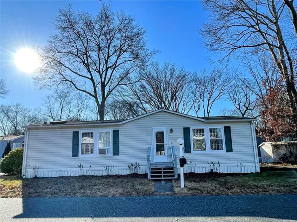 1661 Old Country Road #68, Riverhead, NY 11901