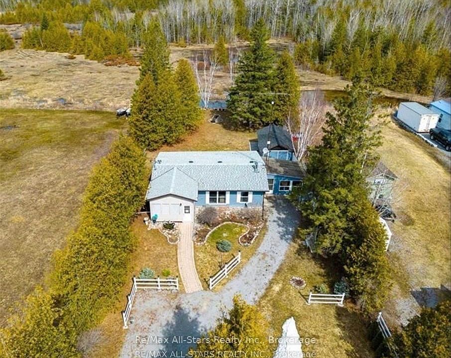 1st image of 220 McGuire Beach Rd