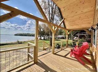 8 Sand Beach Ln, Burnham, ME 04922
